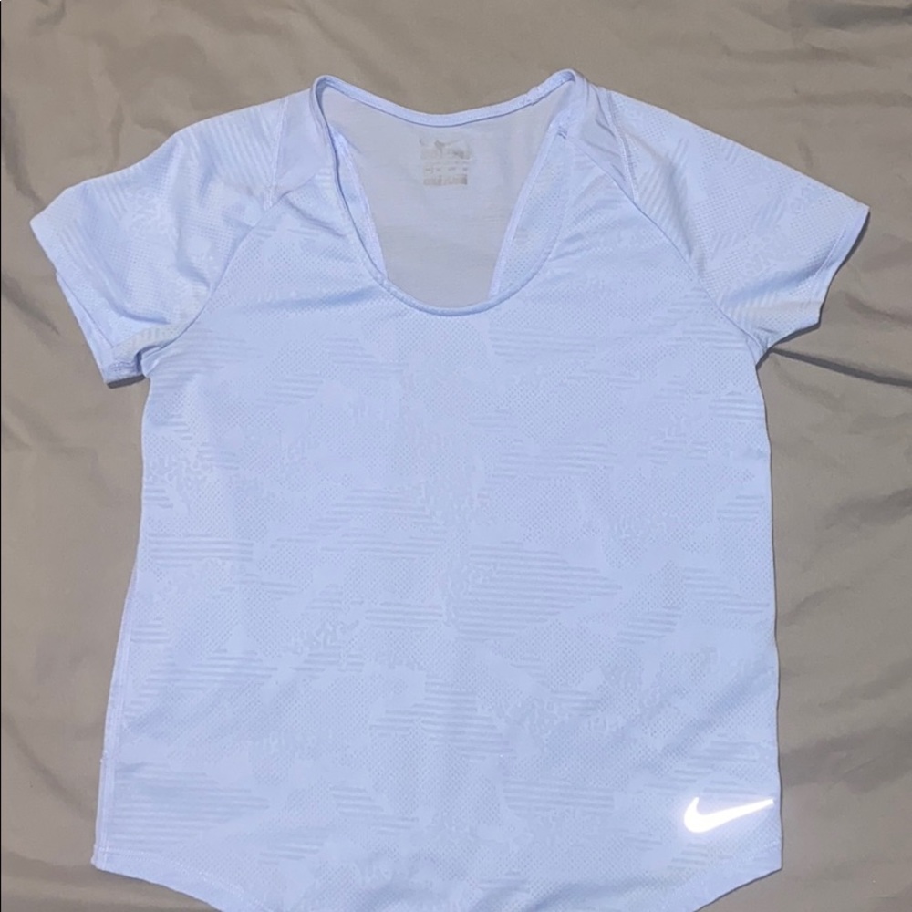 Nike DRI-FIT Mesh Top✨ SALE
